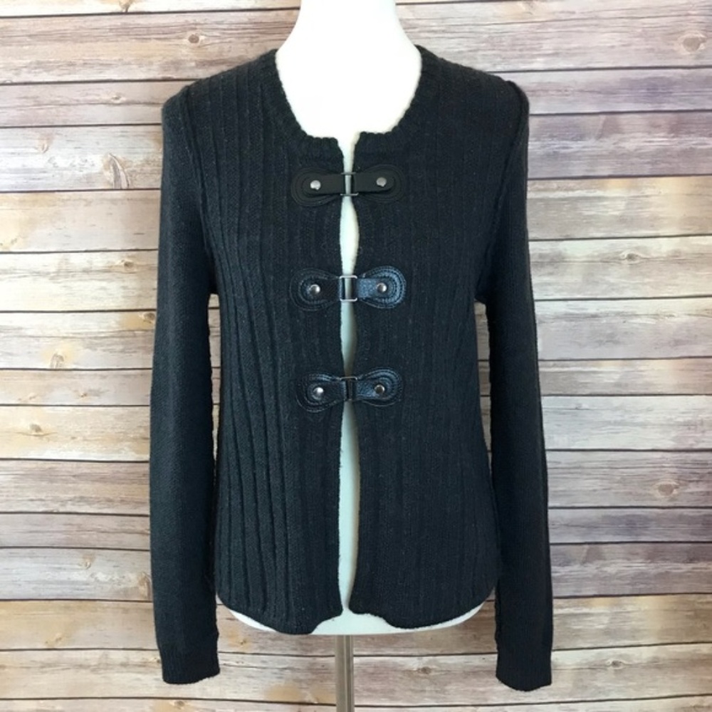 Tahari Merino Wool Blend Buckle Sweater Size L